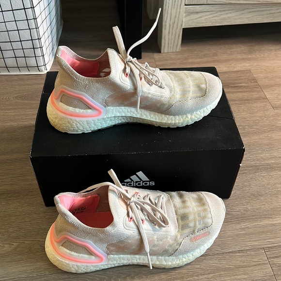 adidas gazelle silver green womens Adidas Women's Ultraboost 5x Shock Pink / Wonder Quartz / Aurora Plum  Running Shoes main image 1